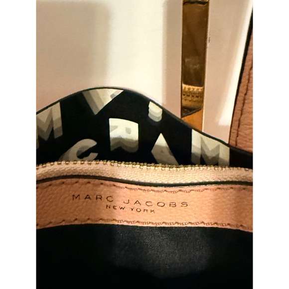 Marc Jacobs Repeat Tote Bag Pink Pebbled Leather Gold Hardware - Picture 3 of 12